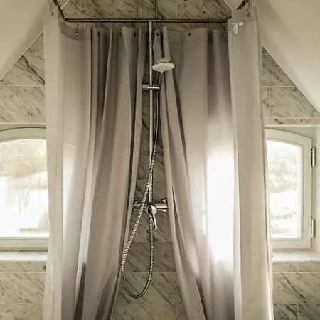 Wide View On Nature From The Manor House On Ruegen Tatil Evi Poseritz