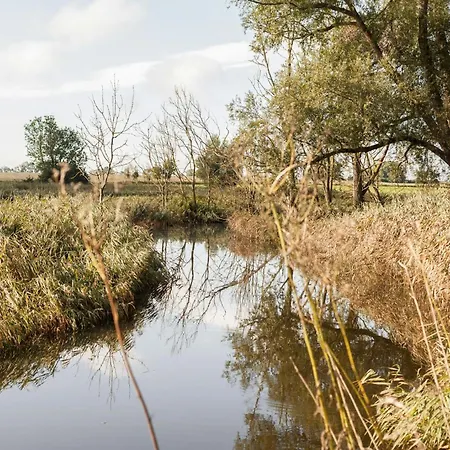 Tatil Evi Wide View On Nature From The Manor House On Ruegen *